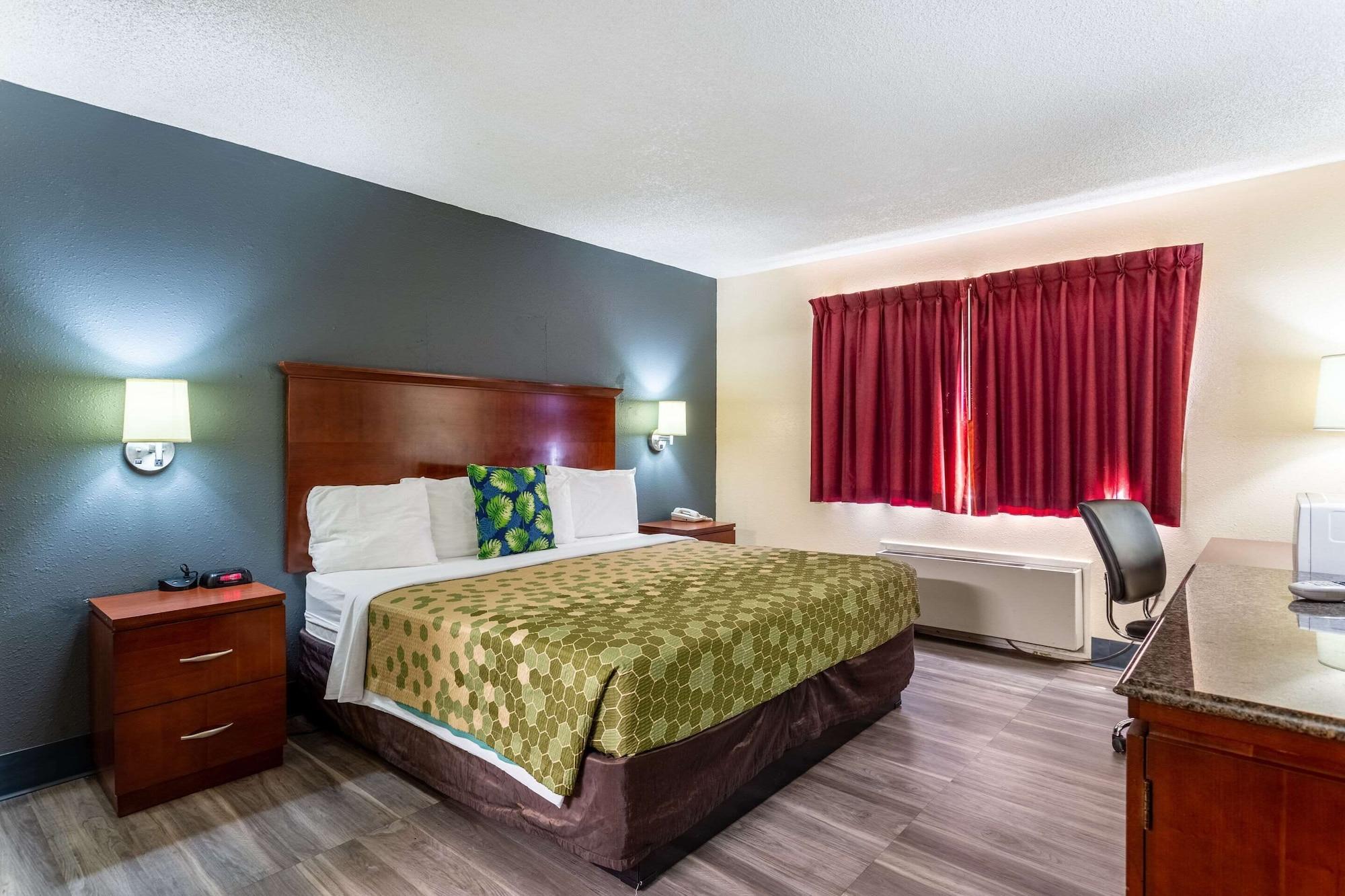 Econo Hotel