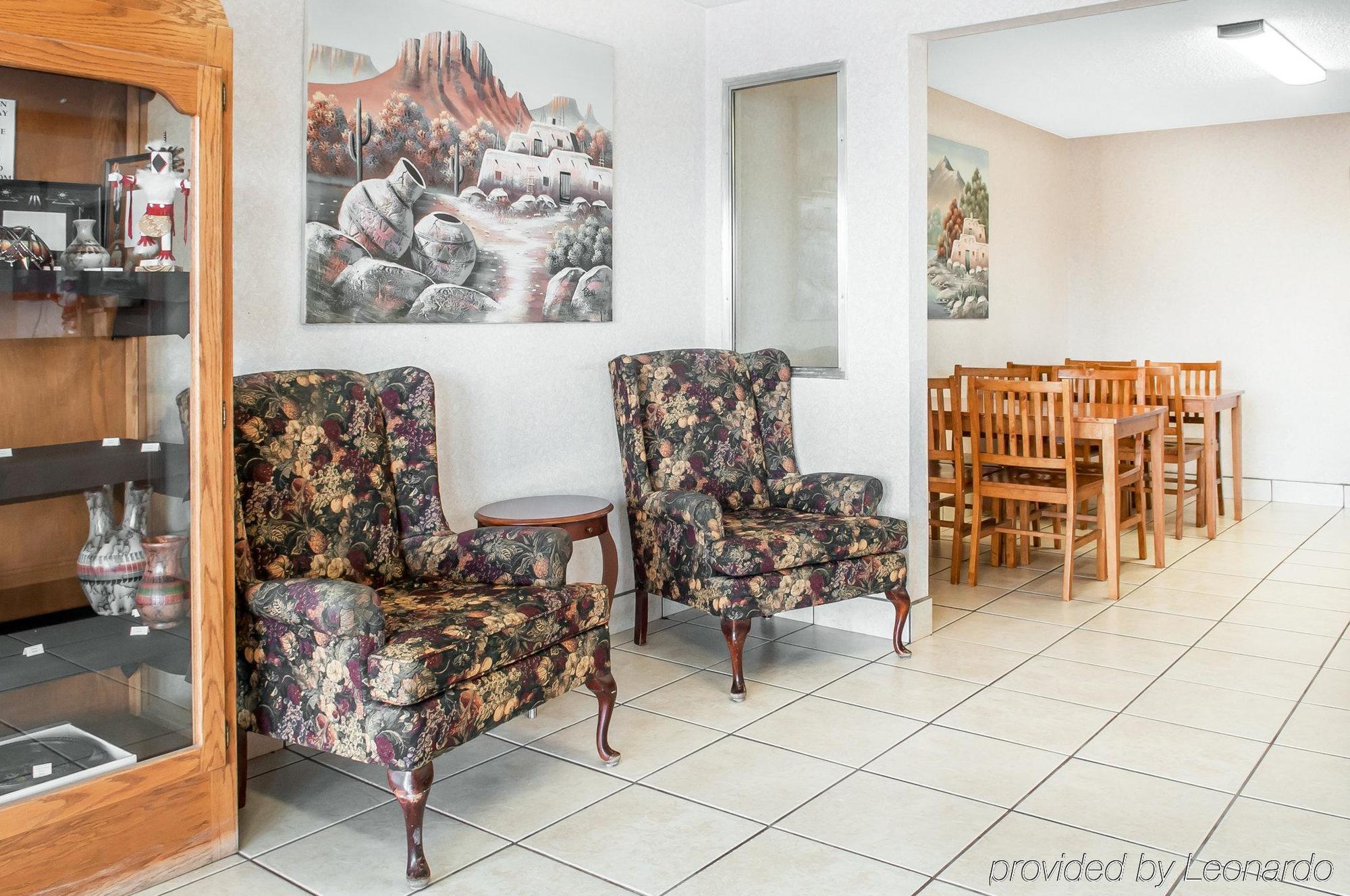 Hotel Econo 2*