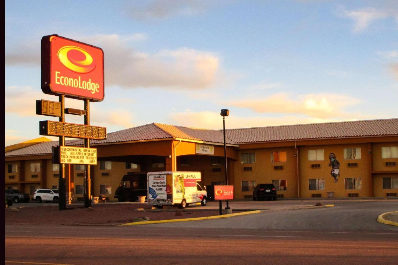 Econo Hotel